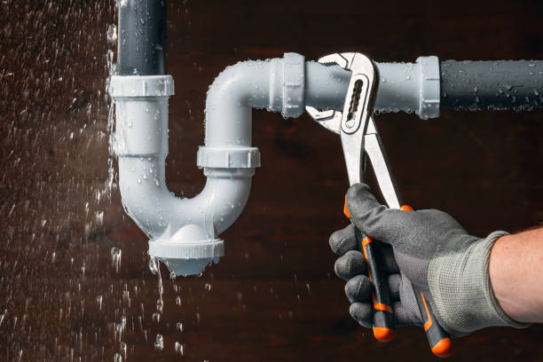 Professional Leak Detection technician working in Pittsville, VA
